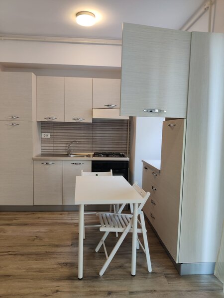 1 min Metrou Mihai Bravu Bloc 2021, Garsoniera 33mp Centrala, Ctr ANAF